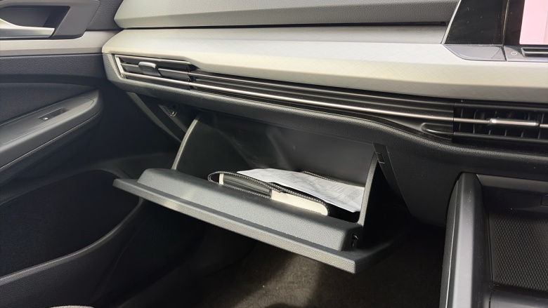 Volkswagen Golf 1.5 TSI Life 5dr Petrol Hatchback